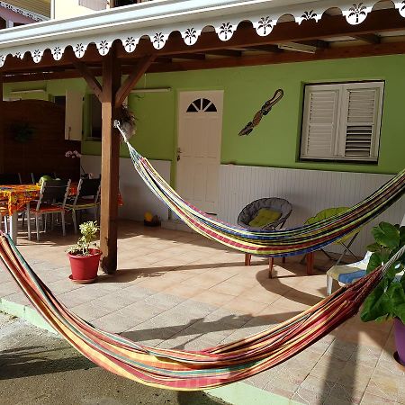 Bel Appartement - Proche Des Plages De Sainte Anne Экстерьер фото