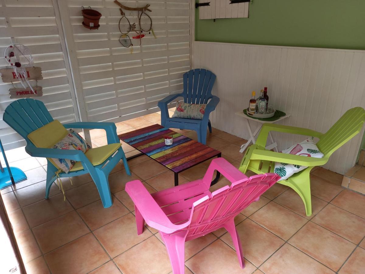 Bel Appartement - Proche Des Plages De Sainte Anne Экстерьер фото